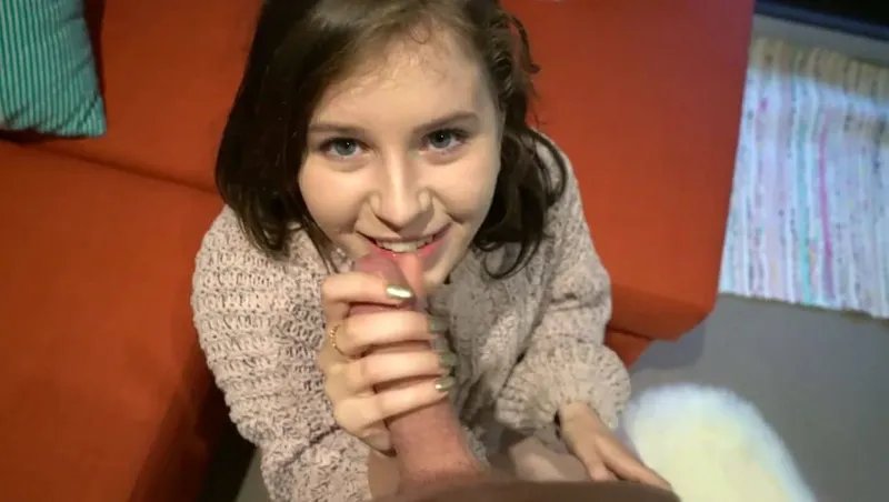 Bắn tinh ngập chiếc cô bé hồng của em ghệ dễ thương