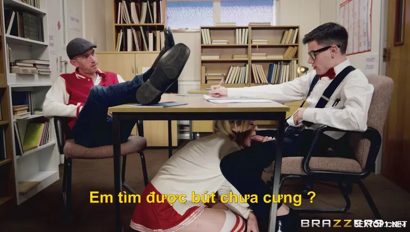 Xoạc em ghệ tên đầu người yêu ở trường vietsub